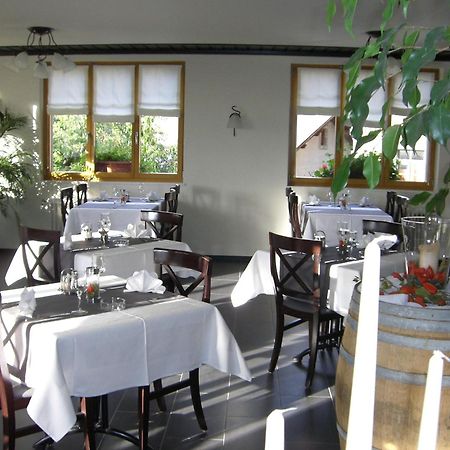Hotel Restaurant Alpenblick Ernen Exteriör bild